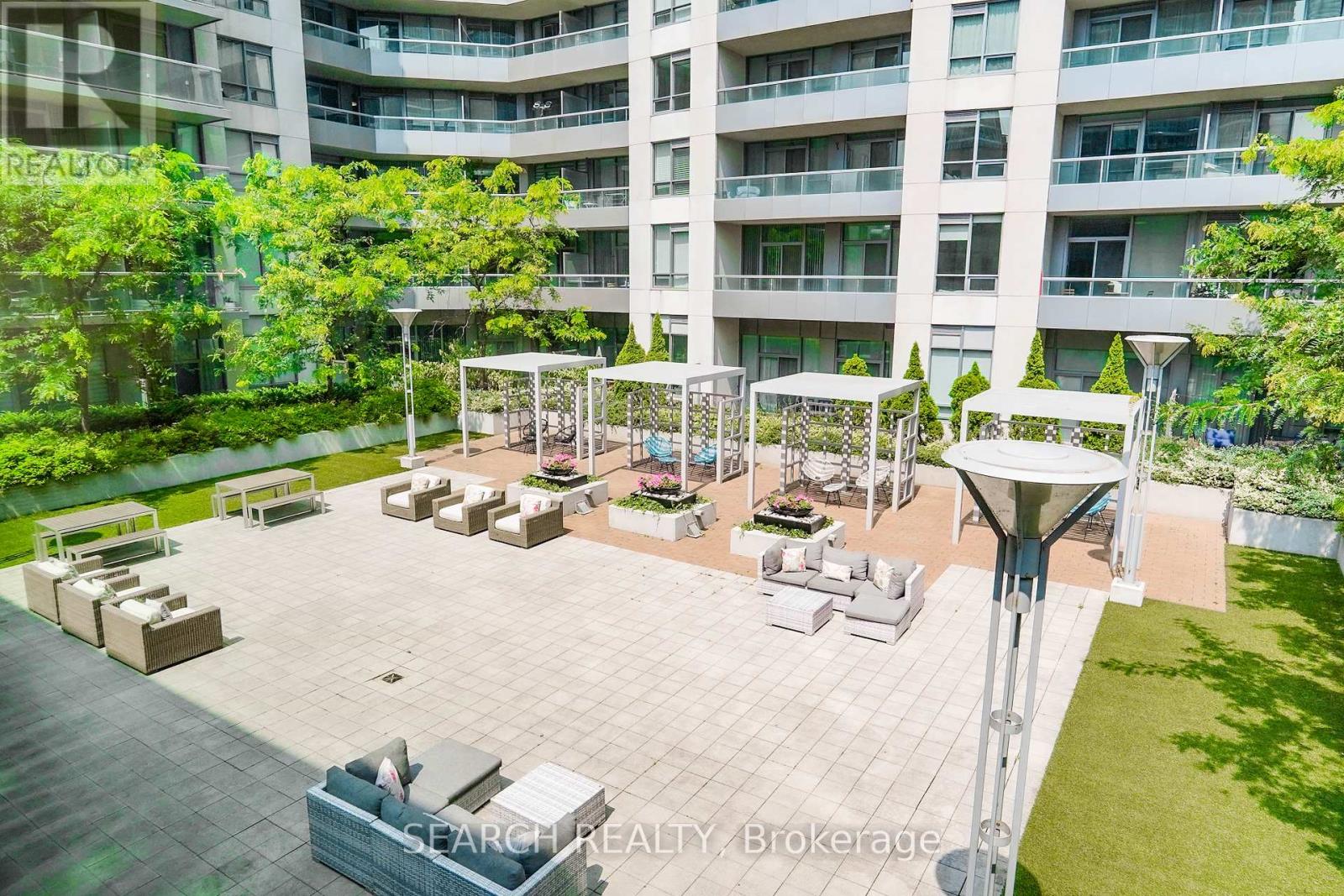 201 - 19 Grand Trunk Crescent, Toronto, Ontario  M5J 3A3 - Photo 34 - C12407197