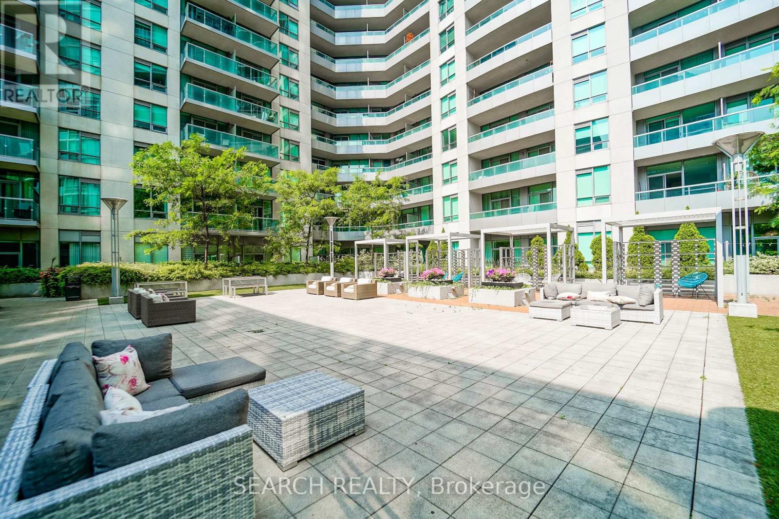201 - 19 Grand Trunk Crescent, Toronto, Ontario  M5J 3A3 - Photo 35 - C12407197