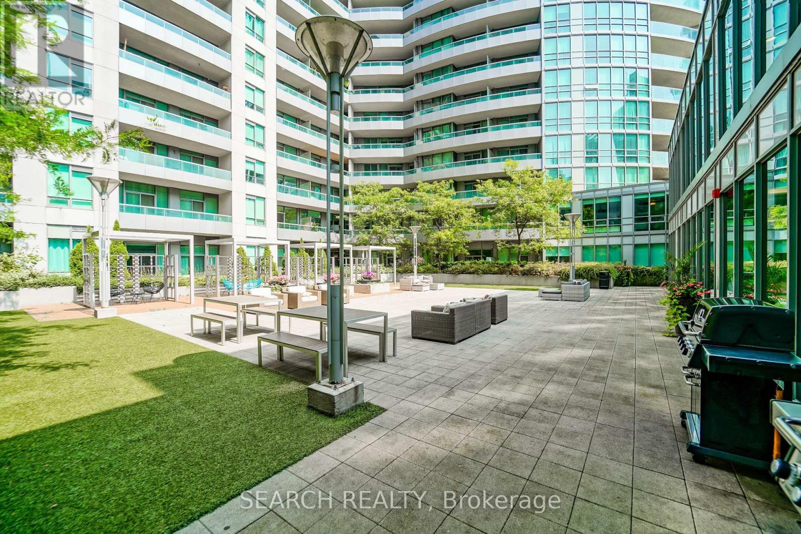 201 - 19 Grand Trunk Crescent, Toronto, Ontario  M5J 3A3 - Photo 36 - C12407197
