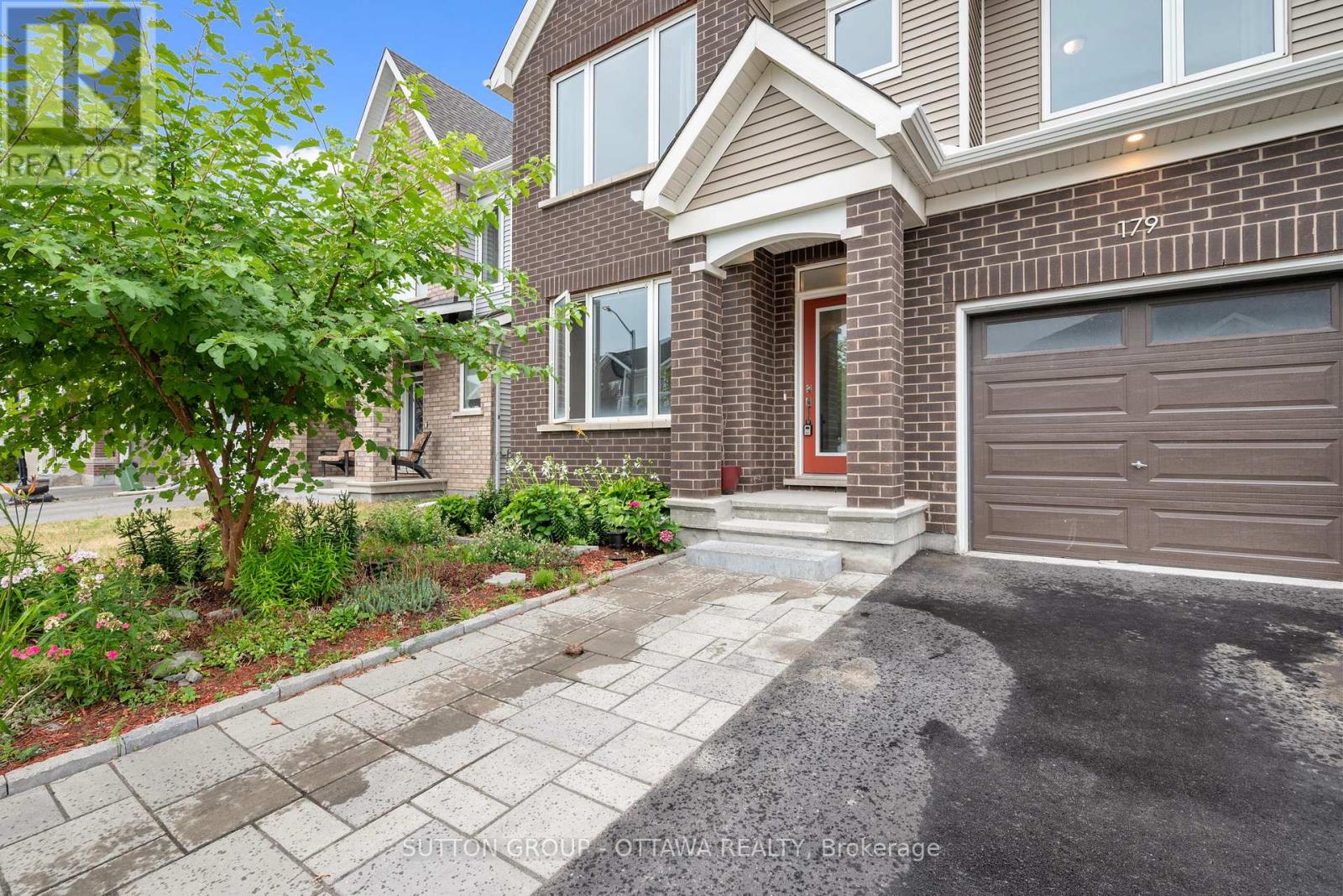 179 Point Prim Crescent, Ottawa, Ontario  K2J 0K6 - Photo 4 - X12407516