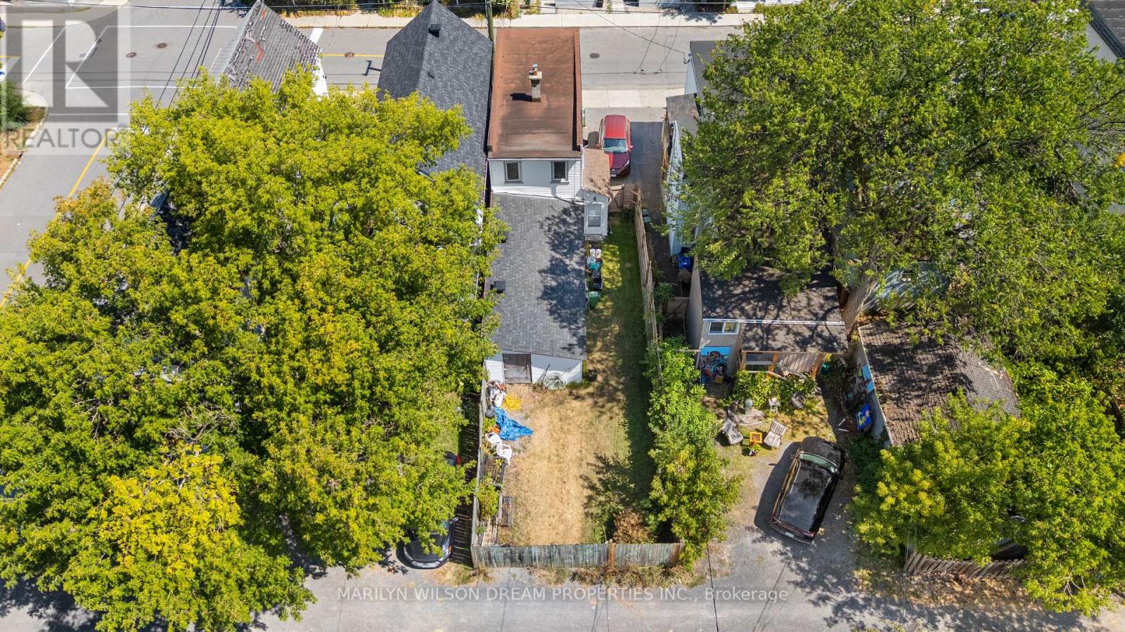 104 Carruthers Avenue, Ottawa, Ontario  K1Y 1N5 - Photo 4 - X12407519