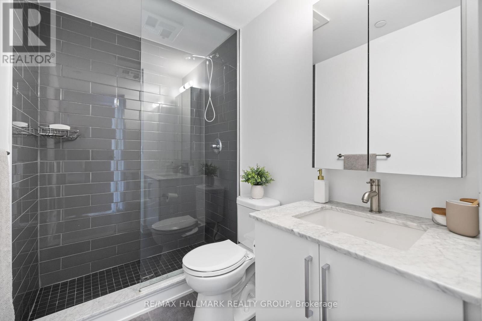 1906 - 485 Richmond Road, Ottawa, Ontario  K2A 3W9 - Photo 9 - X12407546