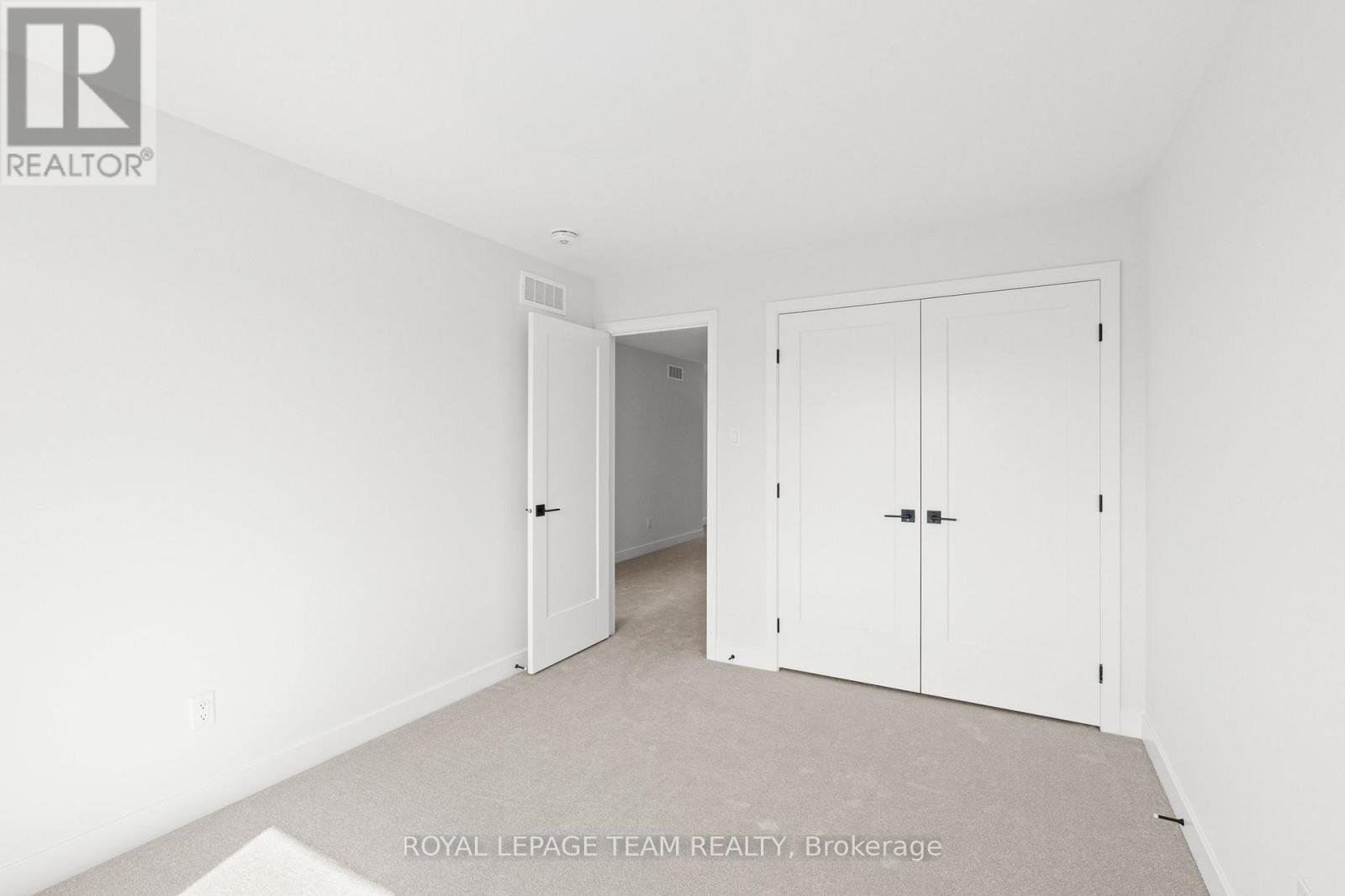 1004 Moore Street, Brockville, Ontario  K6V 7N1 - Photo 22 - X12407575