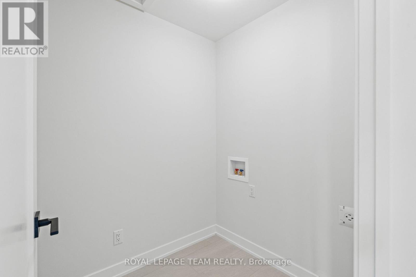 1004 Moore Street, Brockville, Ontario  K6V 7N1 - Photo 36 - X12407575