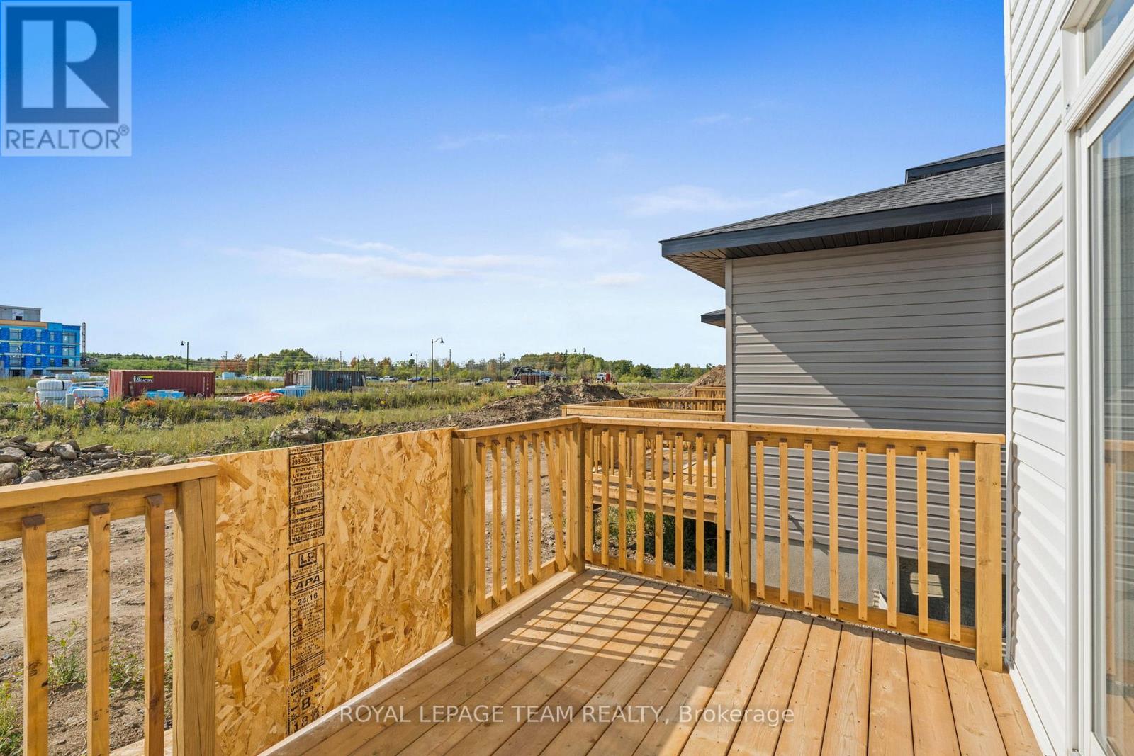 1004 Moore Street, Brockville, Ontario  K6V 7N1 - Photo 39 - X12407575