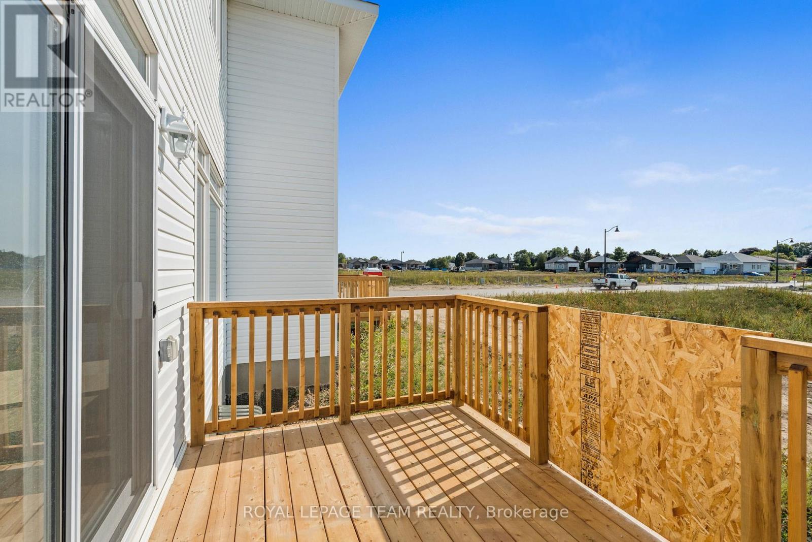 1004 Moore Street, Brockville, Ontario  K6V 7N1 - Photo 40 - X12407575
