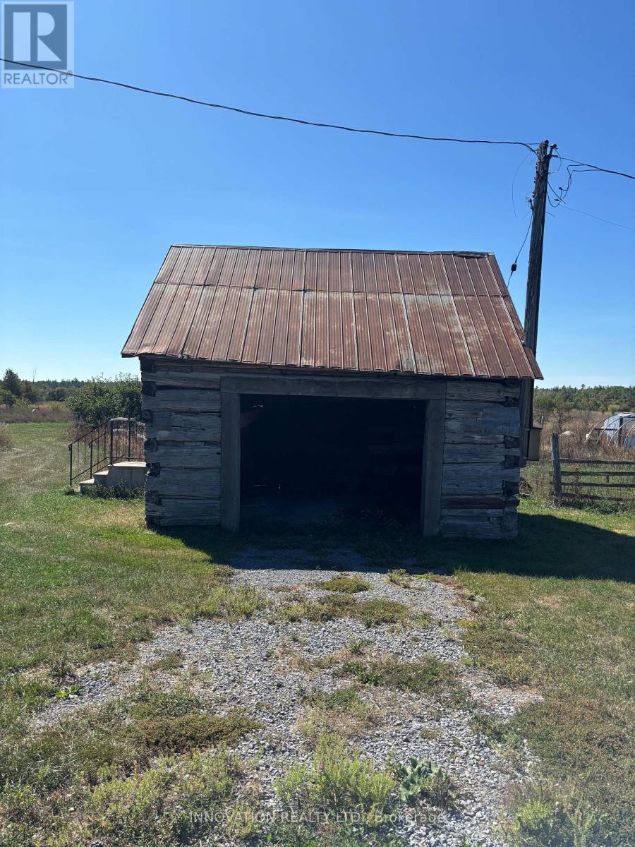 3295 Montague Boundary Road, Montague, Ontario  K7A 4S7 - Photo 38 - X12407586