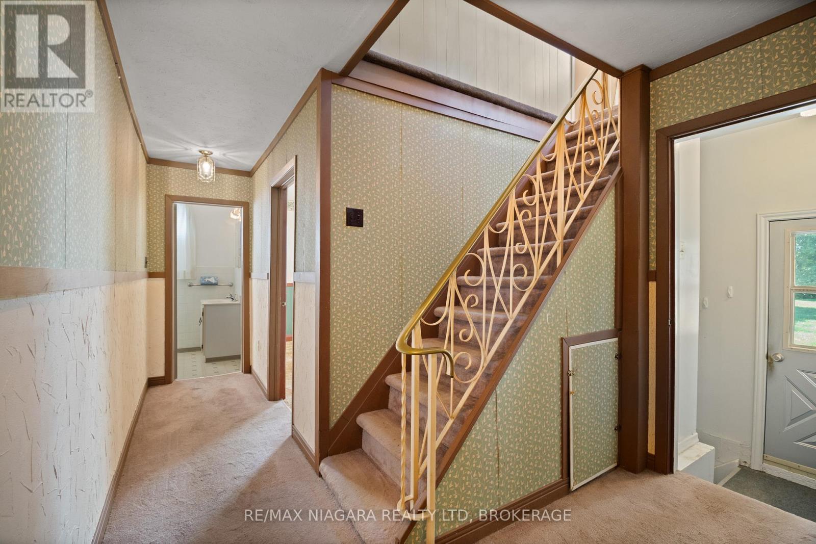 613 Queenston Road, Niagara-On-The-Lake, Ontario  L0S 1J0 - Photo 14 - X12407579