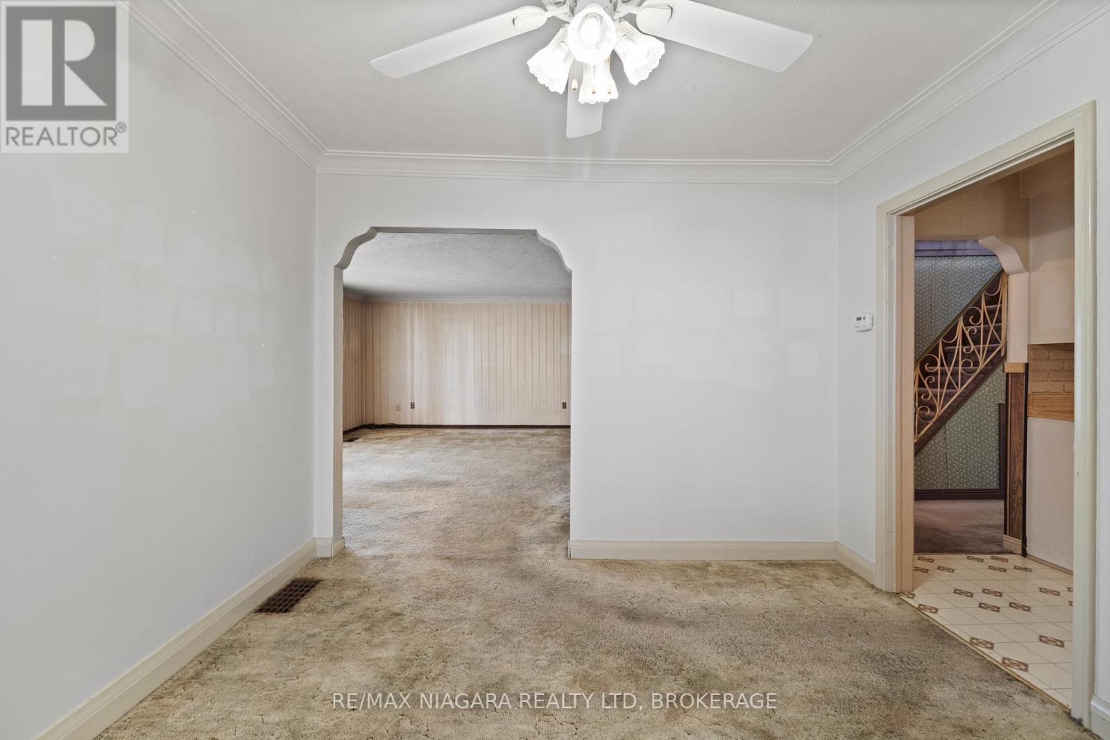 613 Queenston Road, Niagara-On-The-Lake, Ontario  L0S 1J0 - Photo 4 - X12407579
