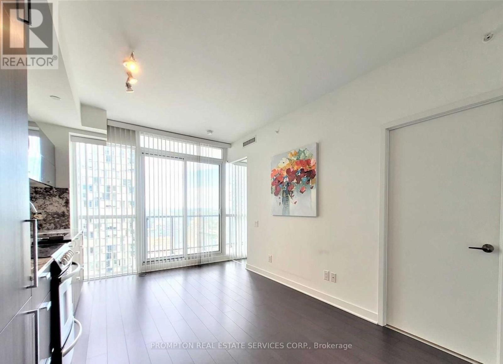 3612 - 290 Adelaide Street W, Toronto, Ontario  M5V 1P6 - Photo 5 - C12407491