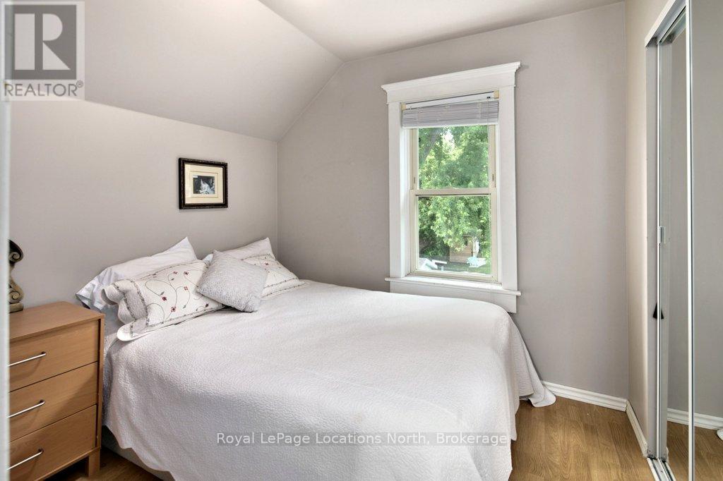 25 Edwin Street W, Meaford, Ontario  N4L 1E4 - Photo 14 - X12407539