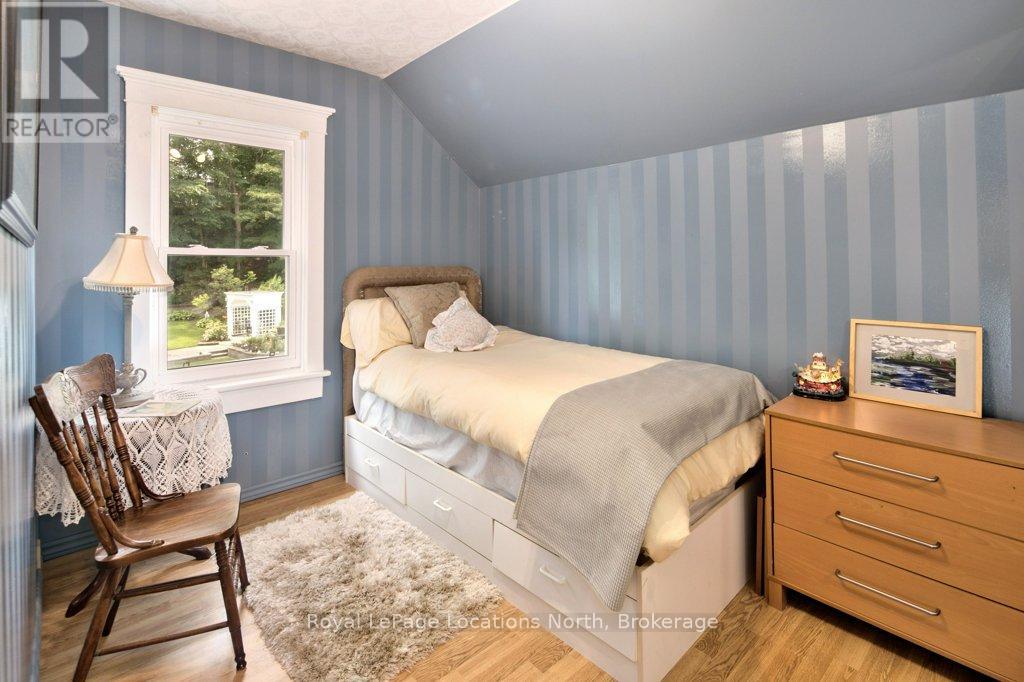 25 Edwin Street W, Meaford, Ontario  N4L 1E4 - Photo 15 - X12407539