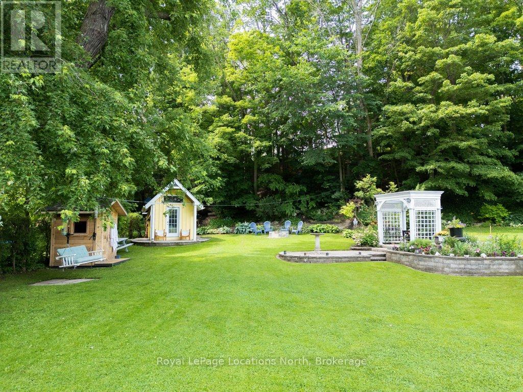 25 Edwin Street W, Meaford, Ontario  N4L 1E4 - Photo 4 - X12407539