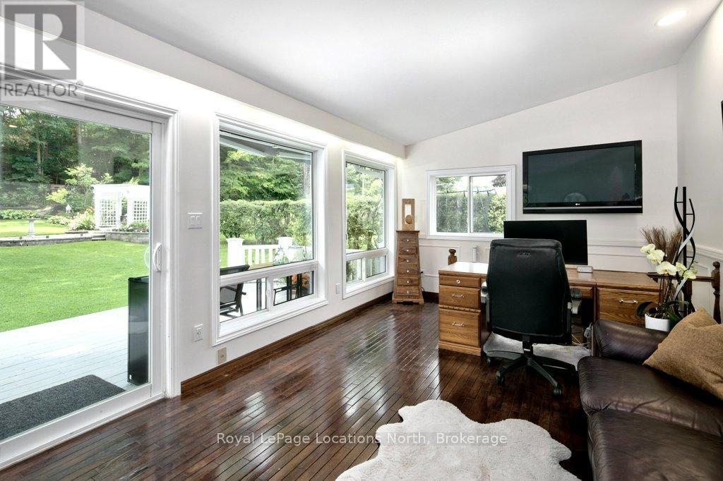 25 Edwin Street W, Meaford, Ontario  N4L 1E4 - Photo 8 - X12407539