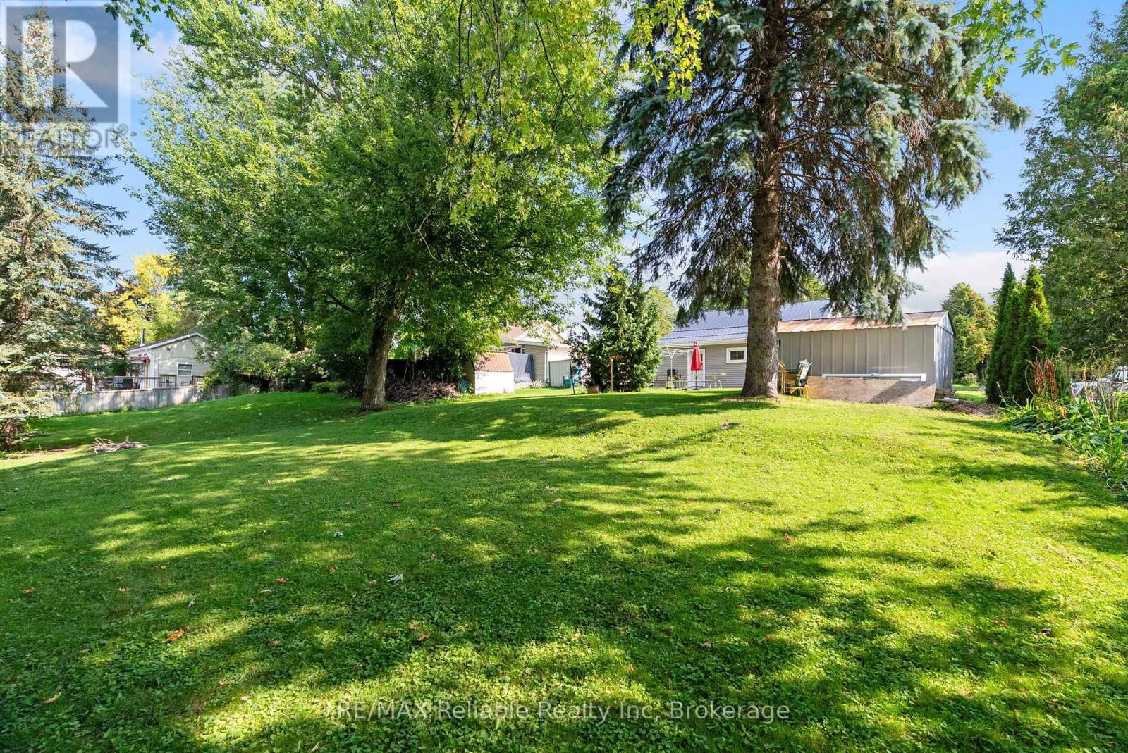 332 James Street, Central Huron, Ontario  N0M 1L0 - Photo 28 - X12407553