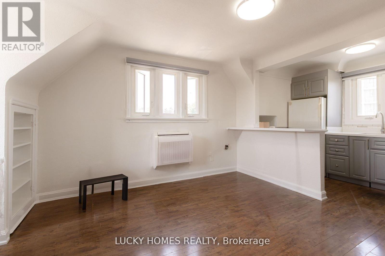 2nd Floor - 157 Centre Street S, Oshawa, Ontario  L1H 4A5 - Photo 10 - E12407451