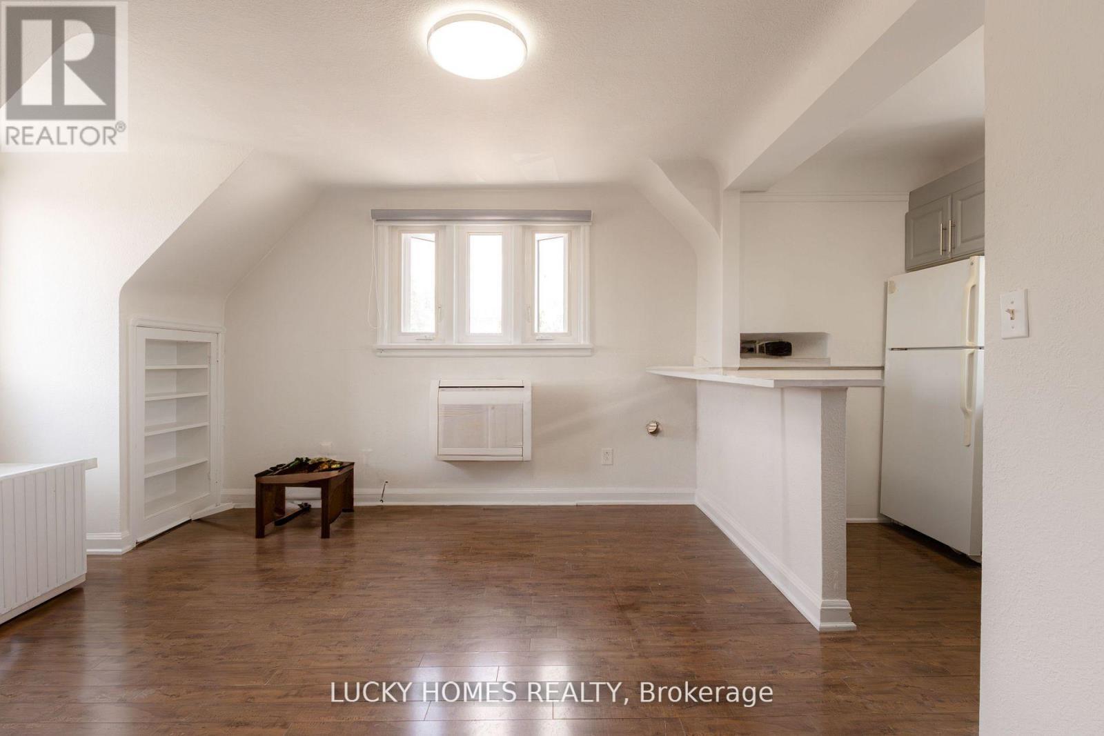 2nd Floor - 157 Centre Street S, Oshawa, Ontario  L1H 4A5 - Photo 6 - E12407451