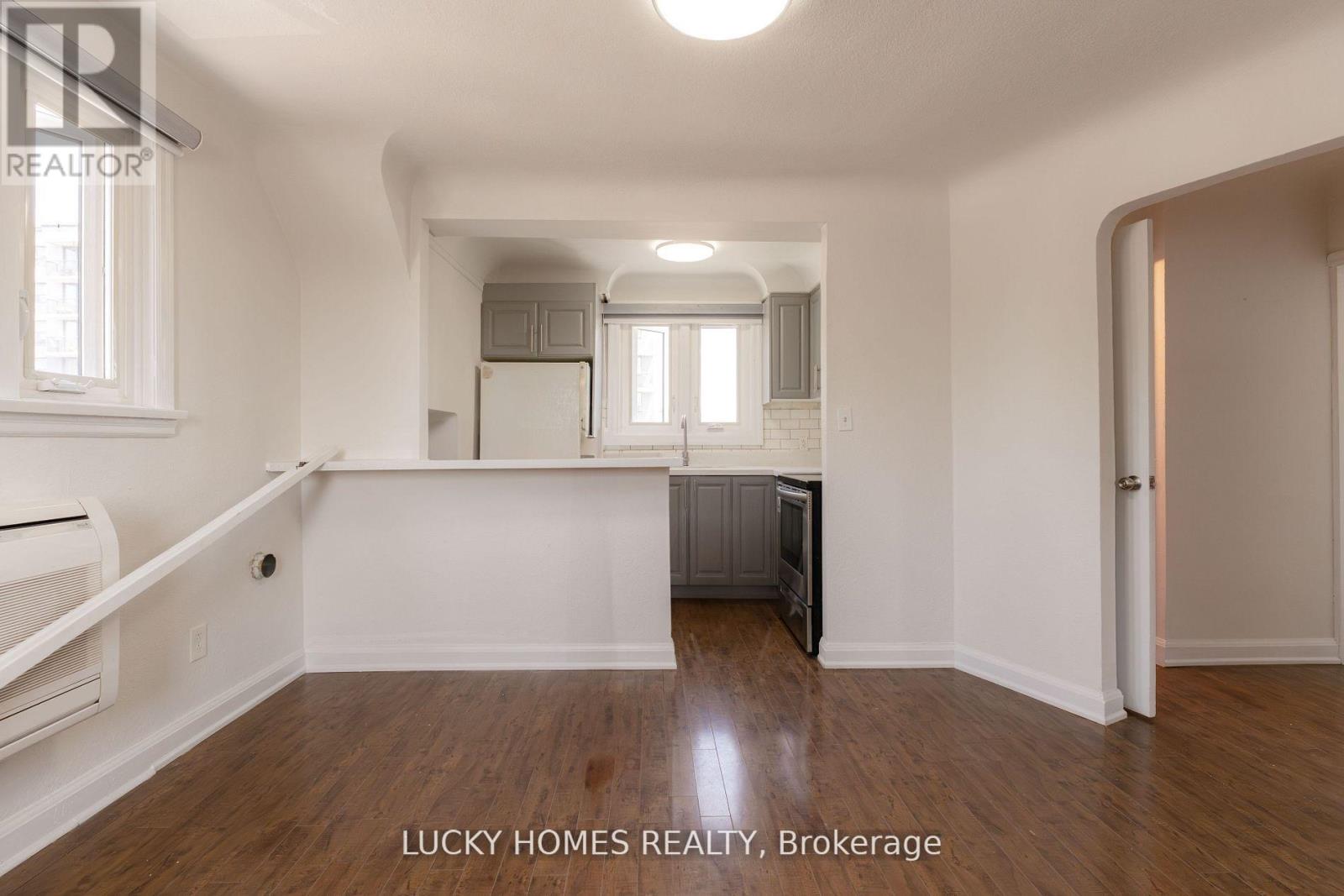 2nd Floor - 157 Centre Street S, Oshawa, Ontario  L1H 4A5 - Photo 9 - E12407451