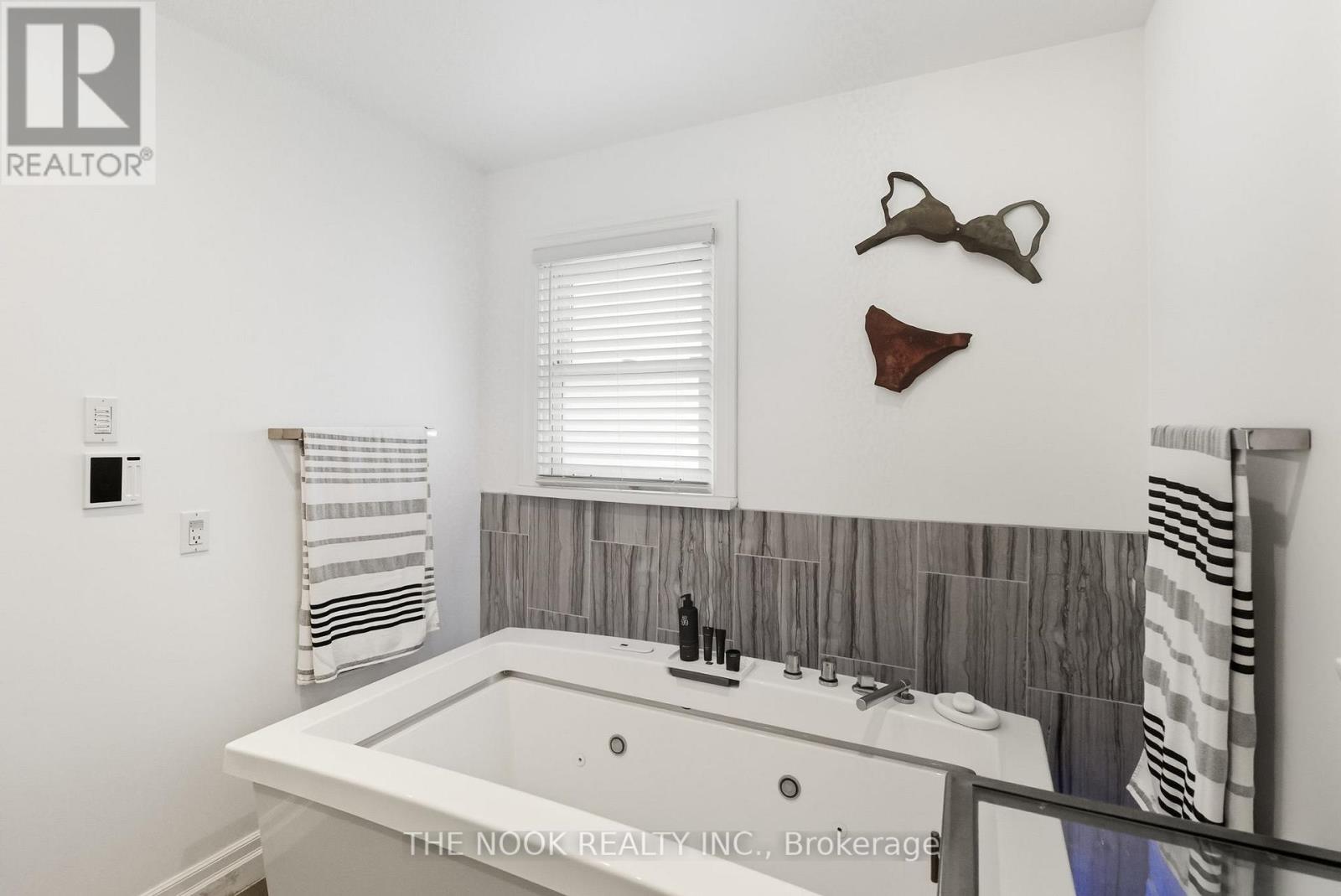 7905 Thickson Road N, Whitby, Ontario  L1M 2A6 - Photo 20 - E12407527
