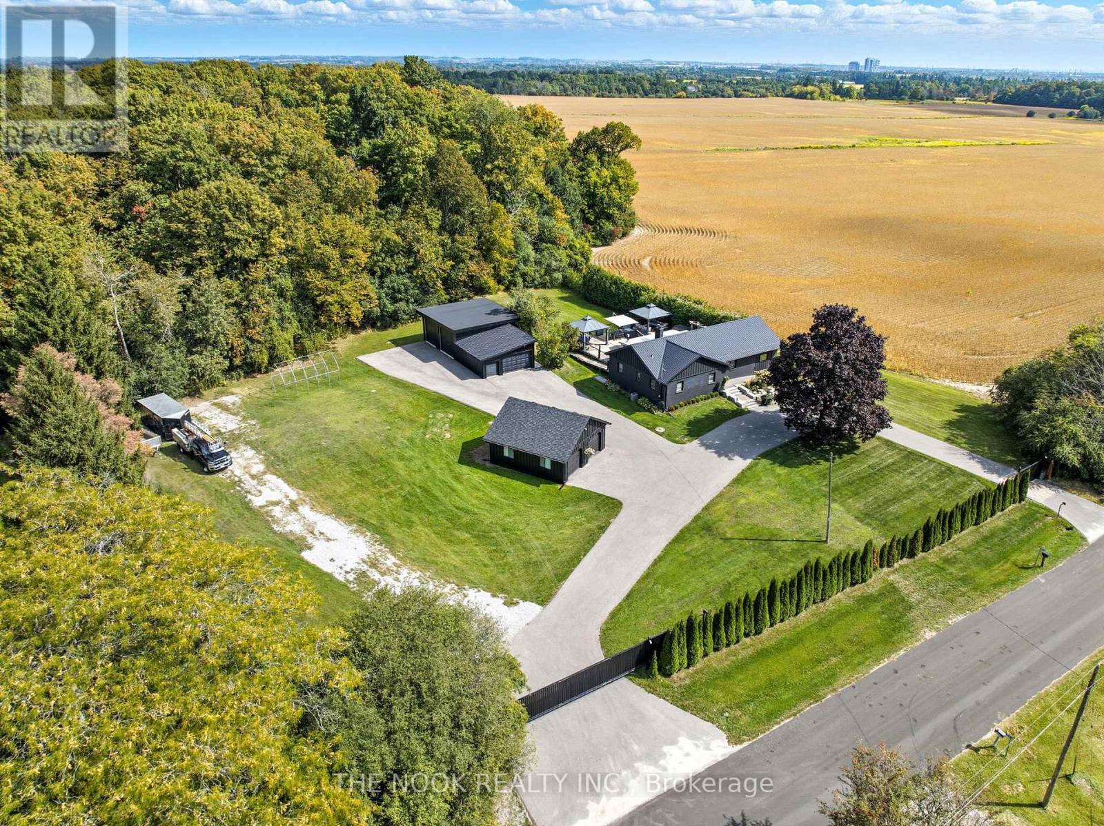 Property at 7905 THICKSON ROAD N image 5