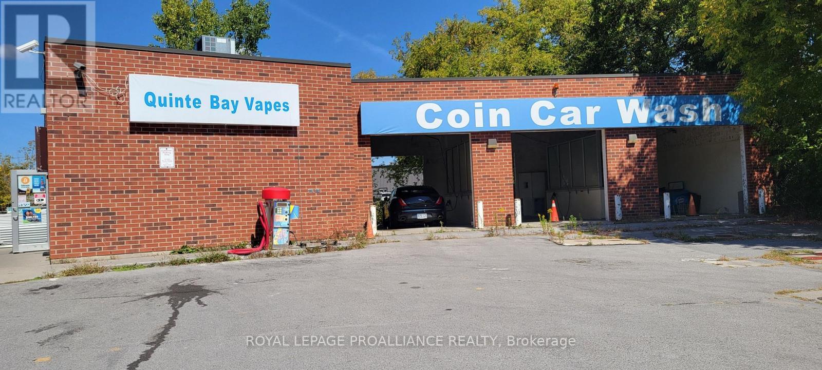 17 Highway 33 N, Quinte West (Trenton Ward), Ontario  K8V 5P6 - Photo 5 - X12407564