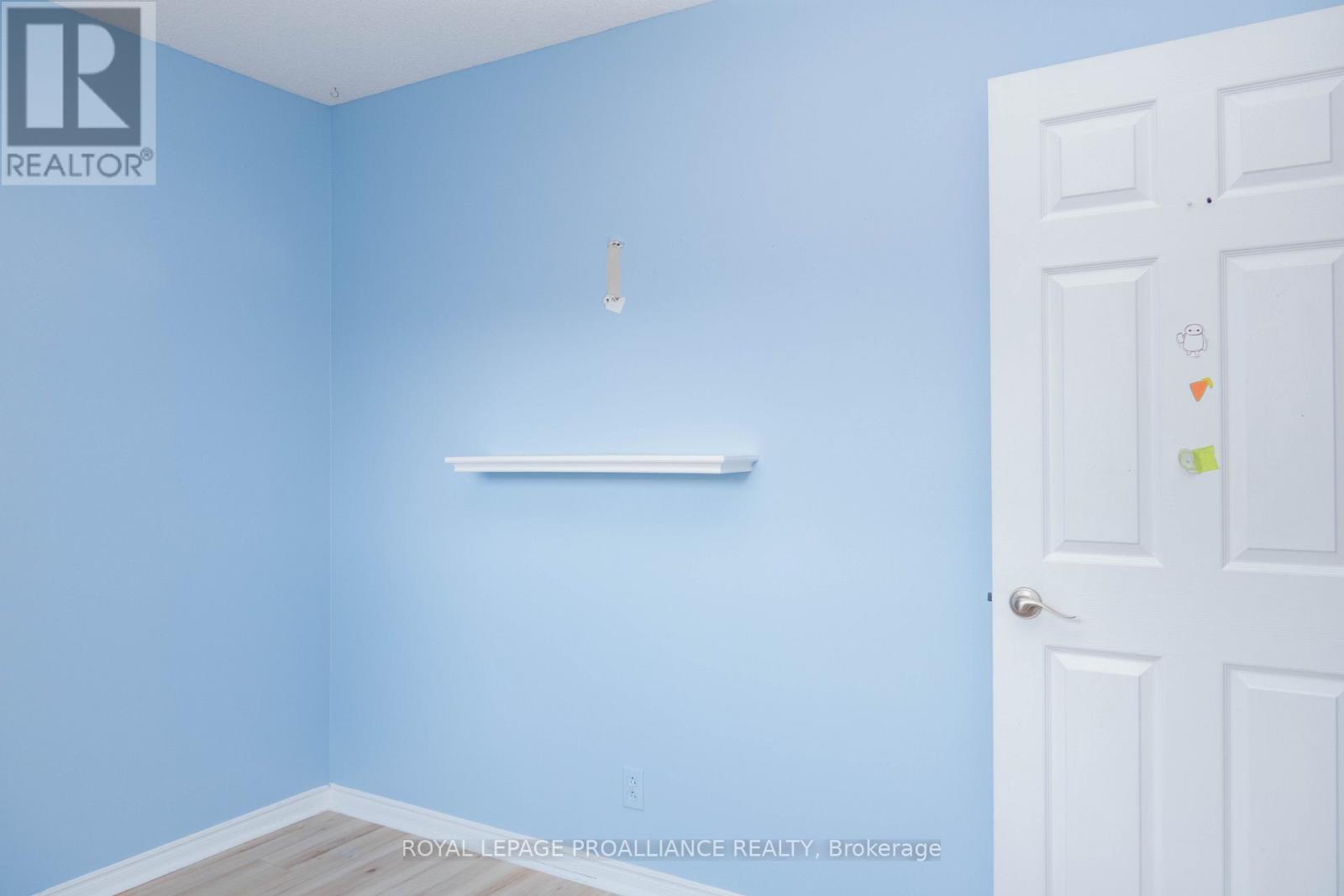 11 Carrying Place Road, Quinte West, Ontario  K8V 3E6 - Photo 23 - X12407588