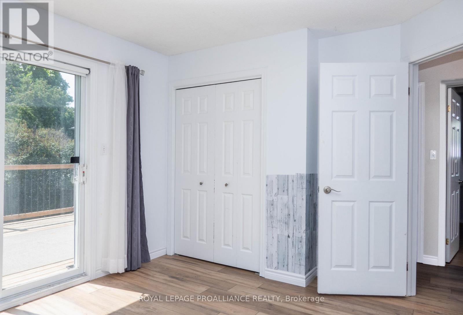 11 Carrying Place Road, Quinte West, Ontario  K8V 3E6 - Photo 26 - X12407588