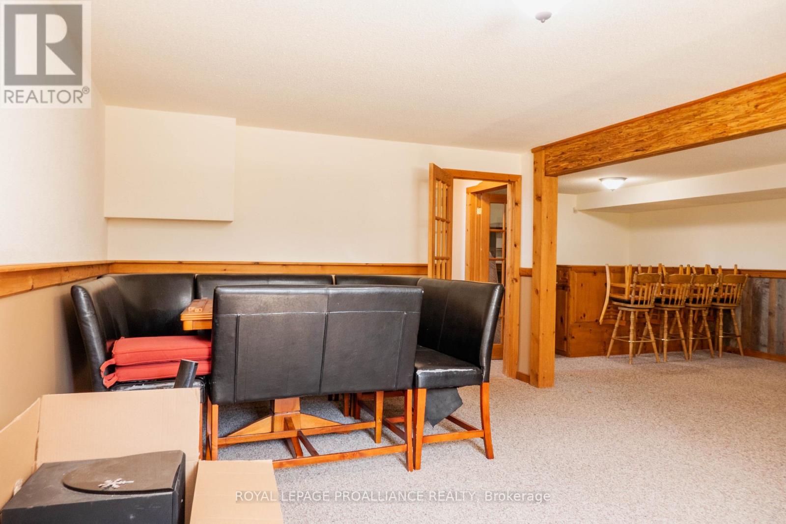 11 Carrying Place Road, Quinte West, Ontario  K8V 3E6 - Photo 33 - X12407588