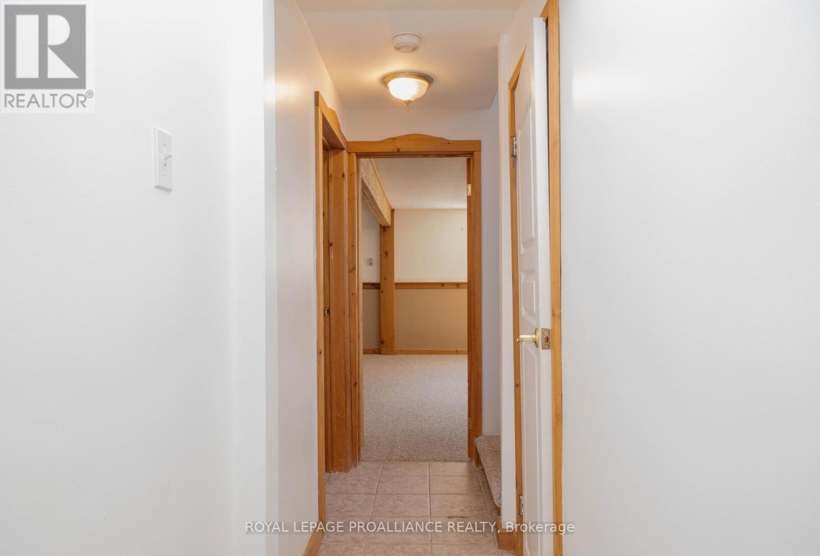 11 Carrying Place Road, Quinte West, Ontario  K8V 3E6 - Photo 36 - X12407588