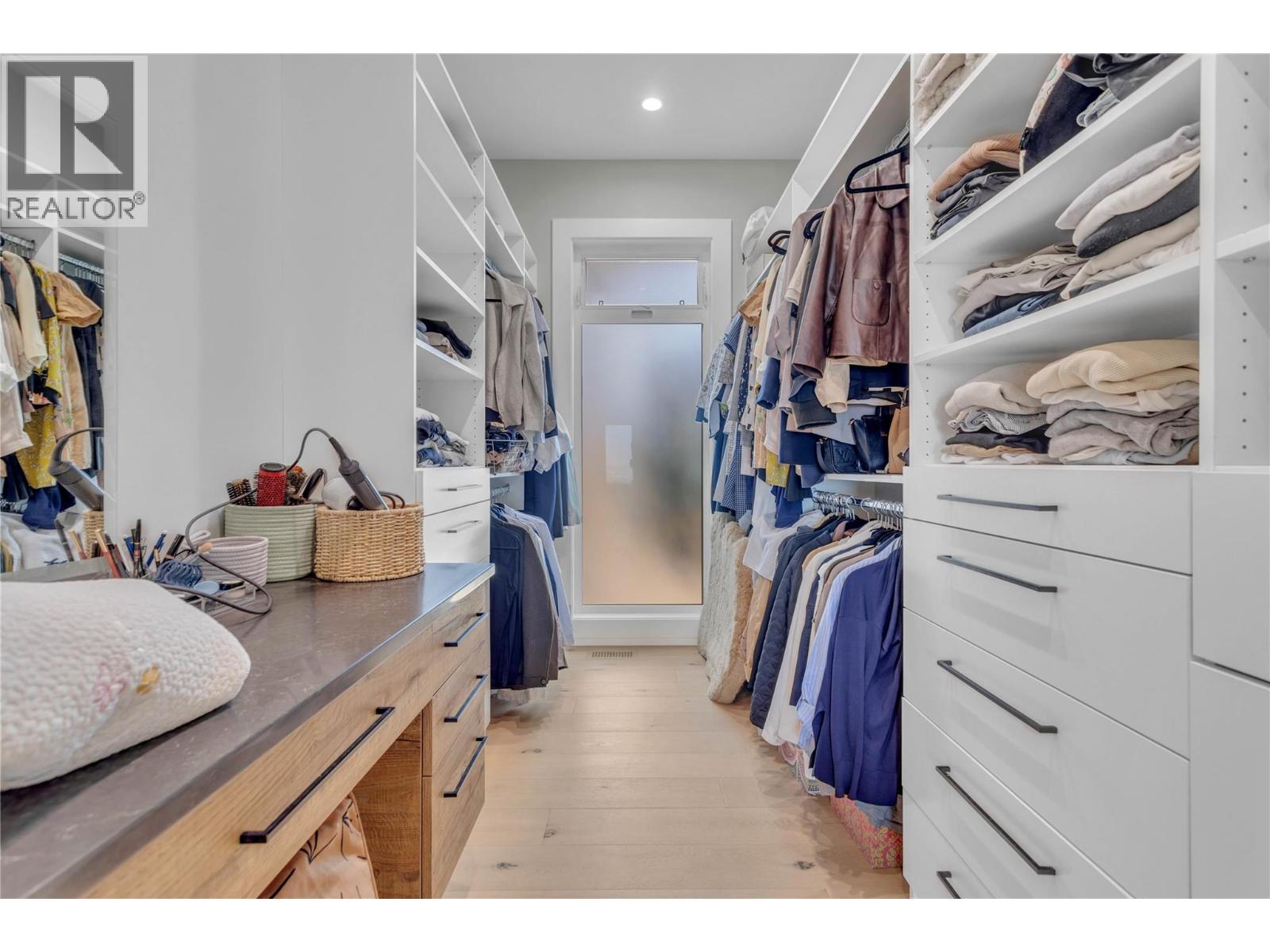 1050 Ledgeview Court, Kelowna, British Columbia  V1W 5M6 - Photo 34 - 10363091