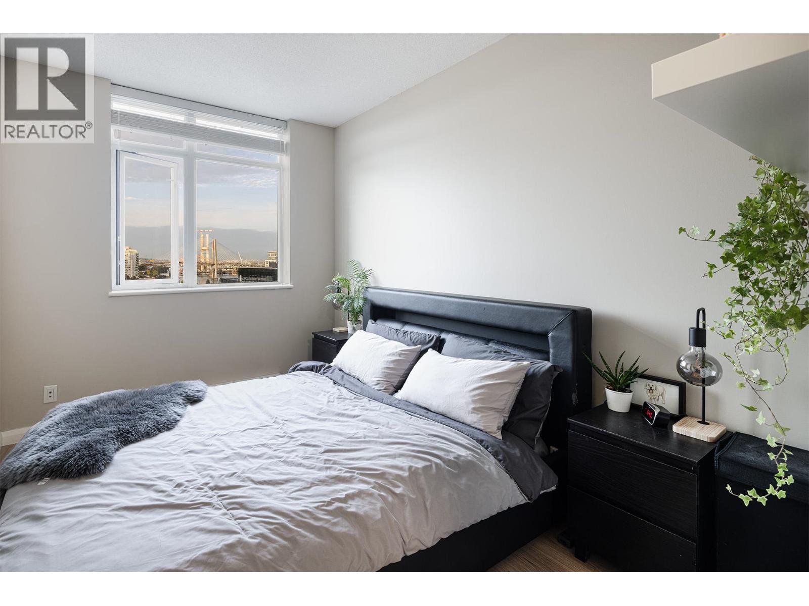 2203 888 Carnarvon Street, New Westminster, British Columbia  V3M 0C6 - Photo 11 - R3048418