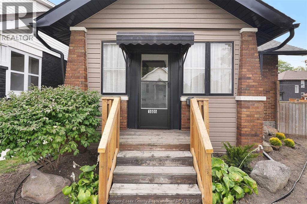 1605 Dougall Avenue, Windsor, Ontario  N8X 1S4 - Photo 2 - 25023525