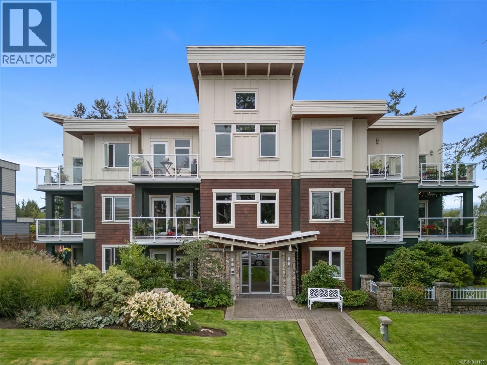 201 2415 Amherst Ave, Sidney, British Columbia  V8L 2H1 - Photo 1 - 1011183