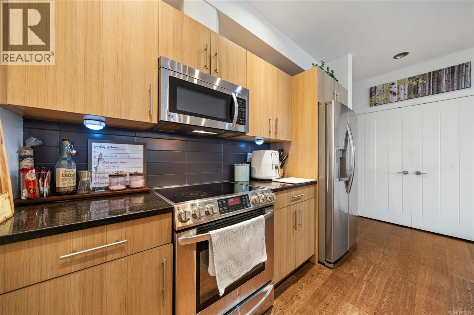 201 2415 Amherst Ave, Sidney, British Columbia  V8L 2H1 - Photo 13 - 1011183