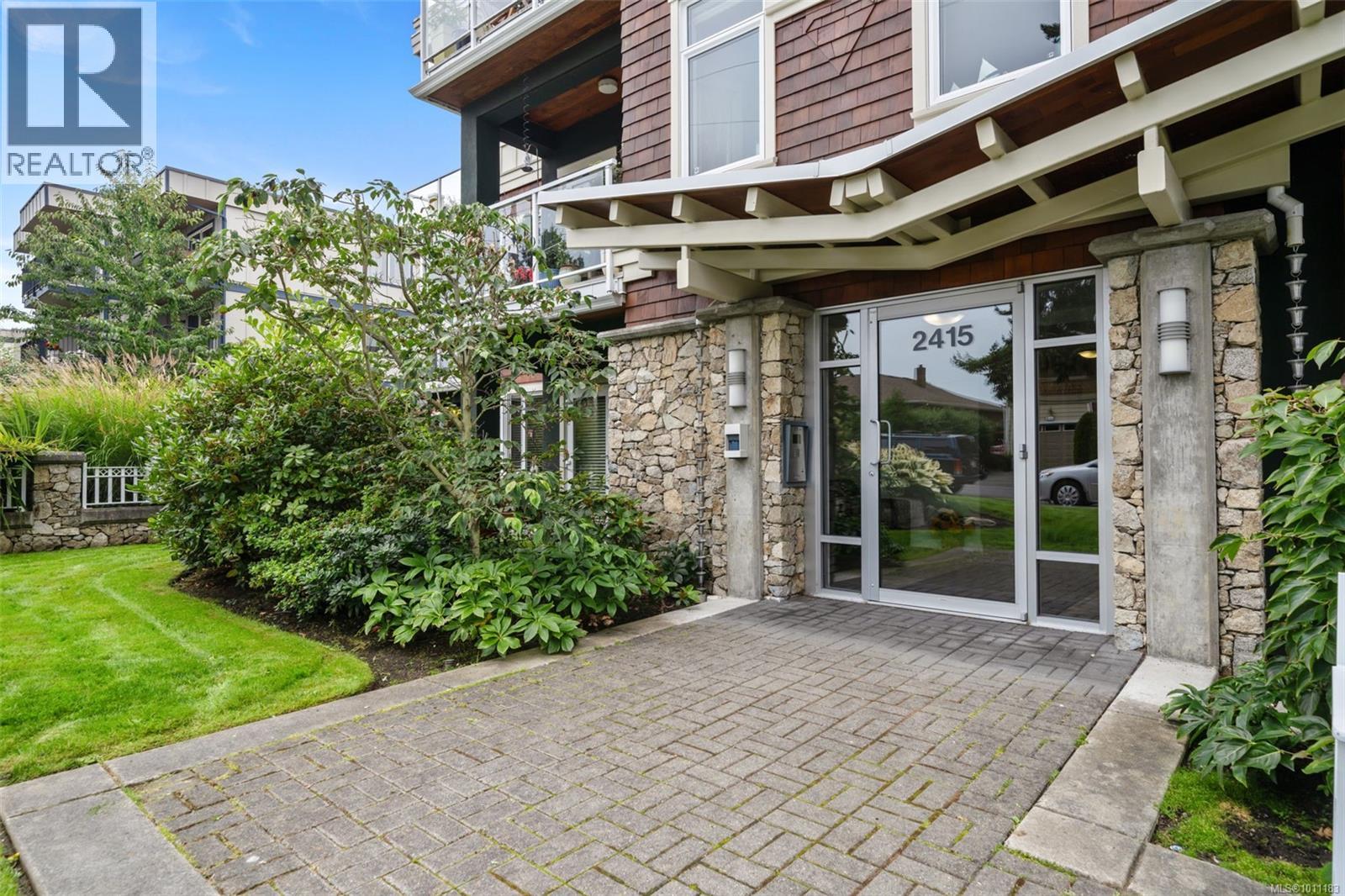 201 2415 Amherst Ave, Sidney, British Columbia  V8L 2H1 - Photo 3 - 1011183