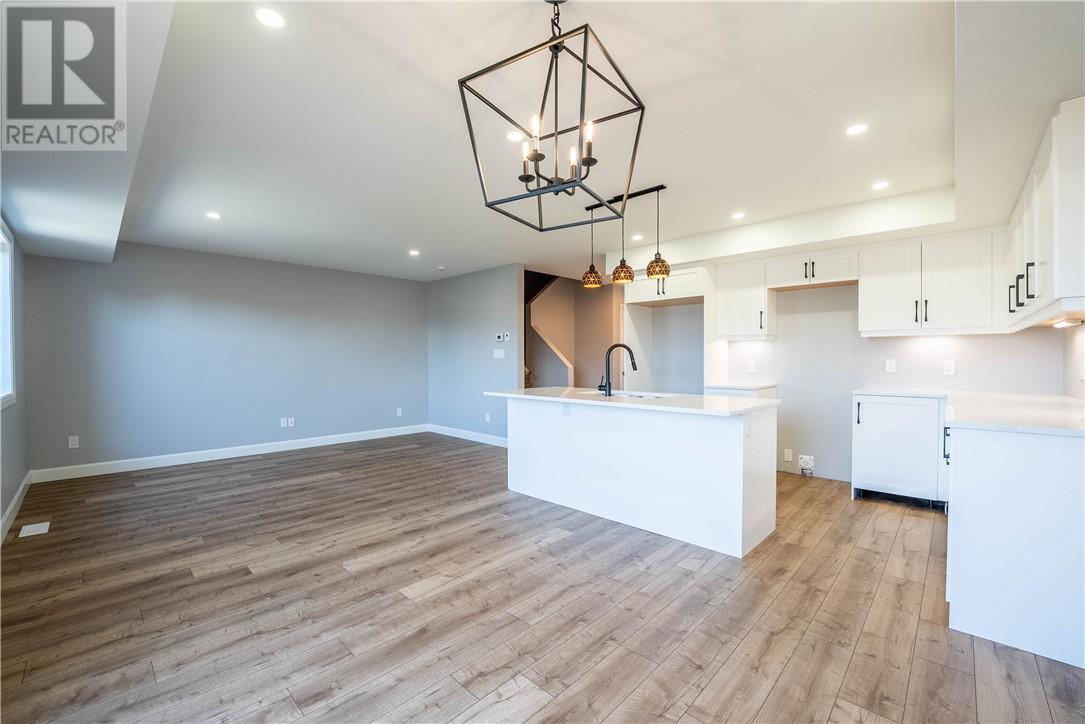 2954 Ruby Street, Chelmsford, Ontario  P0M 1L0 - Photo 3 - 2122730