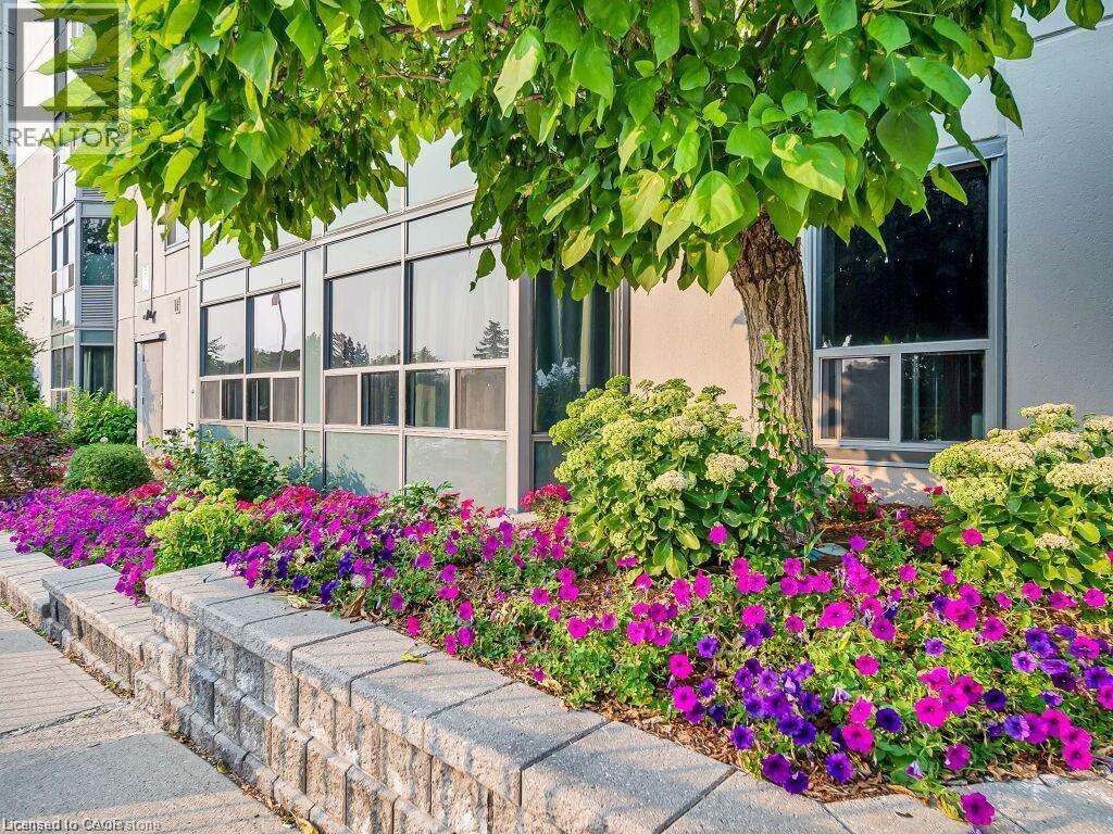 55 Green Valley Drive Unit# 307, Kitchener, Ontario  N2P 1Z6 - Photo 3 - 40767996