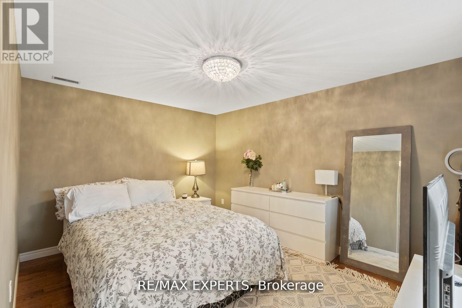 1960 West River Road, Cambridge, Ontario  N1R 5S5 - Photo 17 - X12407438