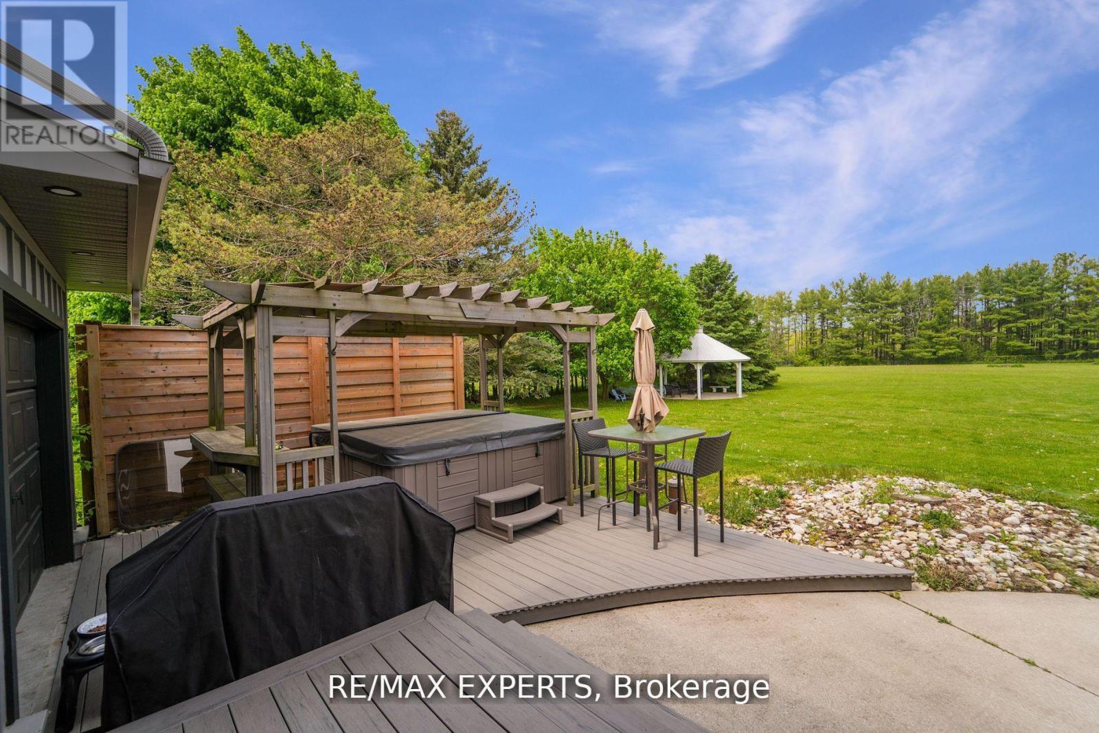 1960 West River Road, Cambridge, Ontario  N1R 5S5 - Photo 30 - X12407438