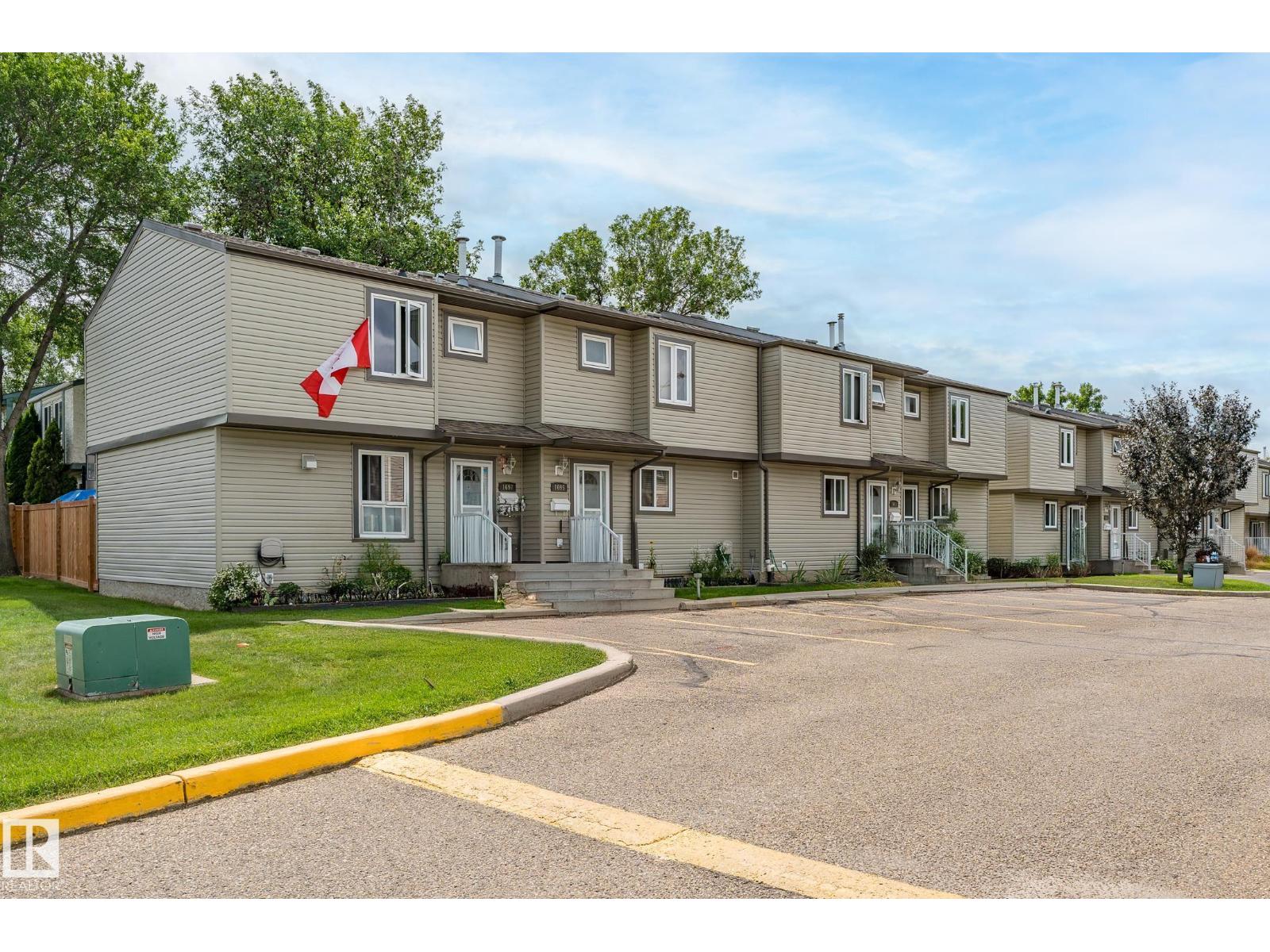 1691 Lakewood Road South Nw Nw, Edmonton, Alberta  T6K 3B9 - Photo 21 - E4458016