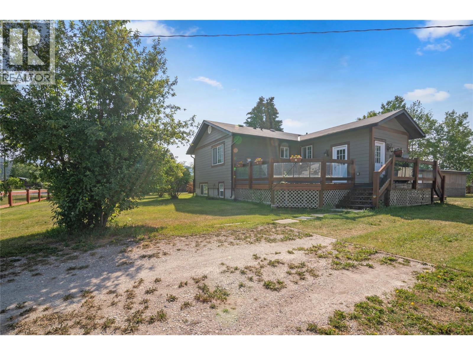 4772 Burns Avenue, Canal Flats, British Columbia  V0B 1B0 - Photo 6 - 10358884