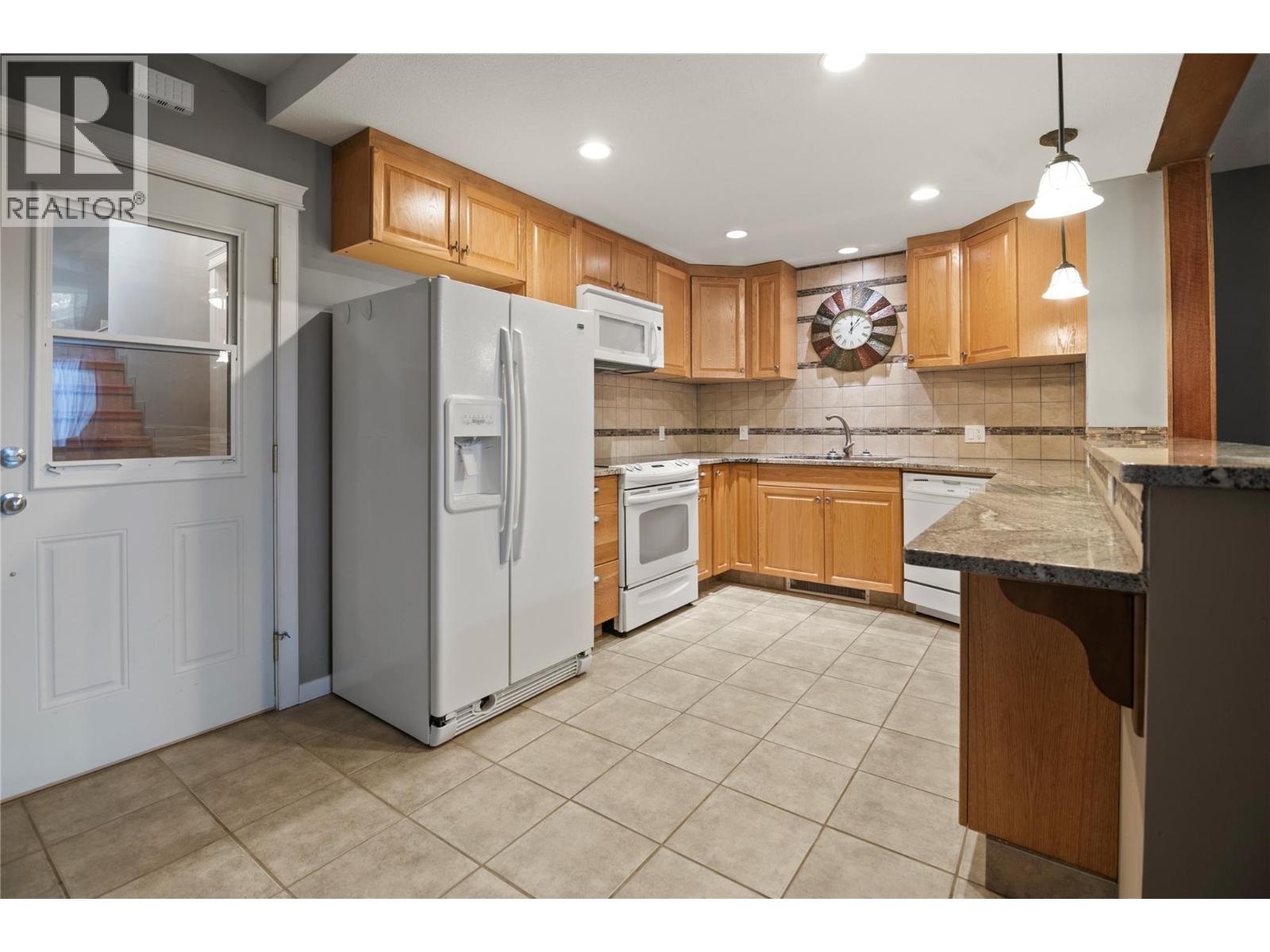 4772 Burns Avenue, Canal Flats, British Columbia  V0B 1B0 - Photo 41 - 10358884