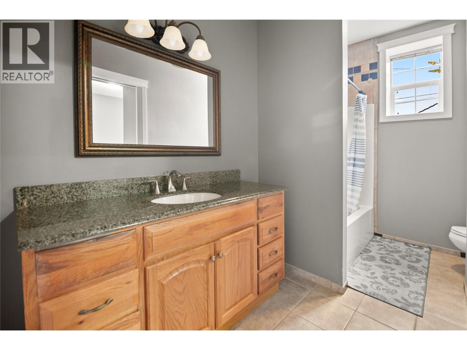 4772 Burns Avenue, Canal Flats, British Columbia  V0B 1B0 - Photo 46 - 10358884