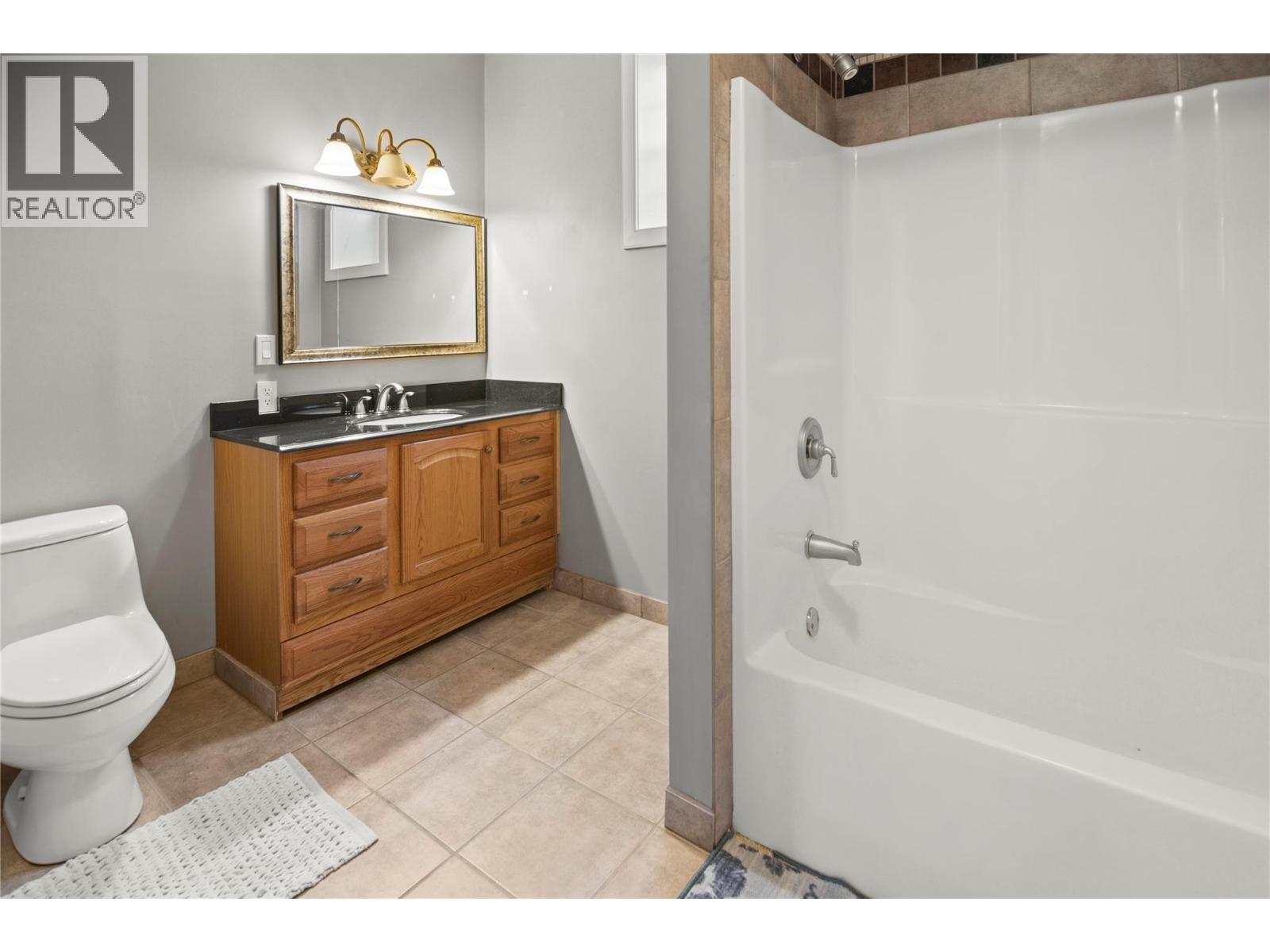 4772 Burns Avenue, Canal Flats, British Columbia  V0B 1B0 - Photo 51 - 10358884