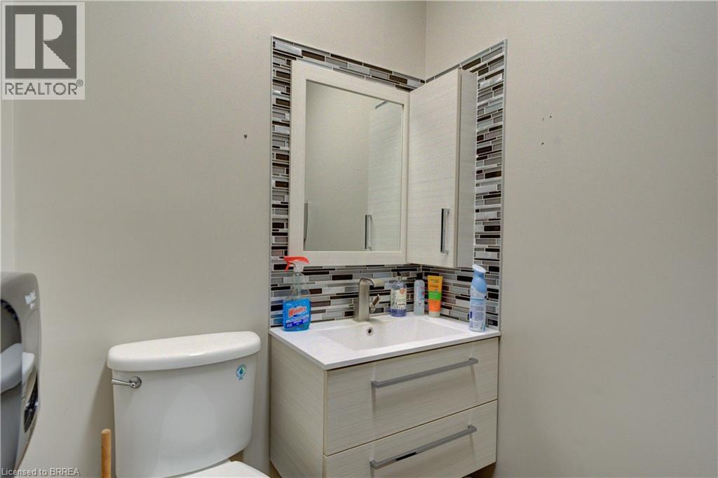 50 King George Road Unit# 1, Brantford, Ontario  N3R 5K7 - Photo 10 - 40766852
