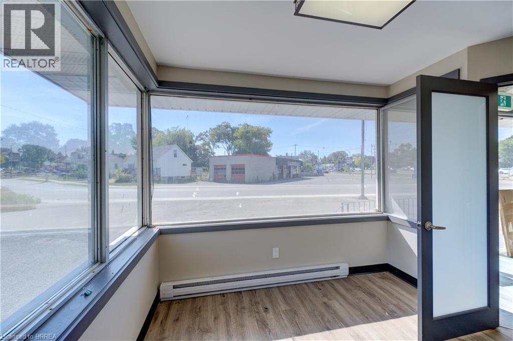 50 King George Road Unit# 1, Brantford, Ontario  N3R 5K7 - Photo 15 - 40766852