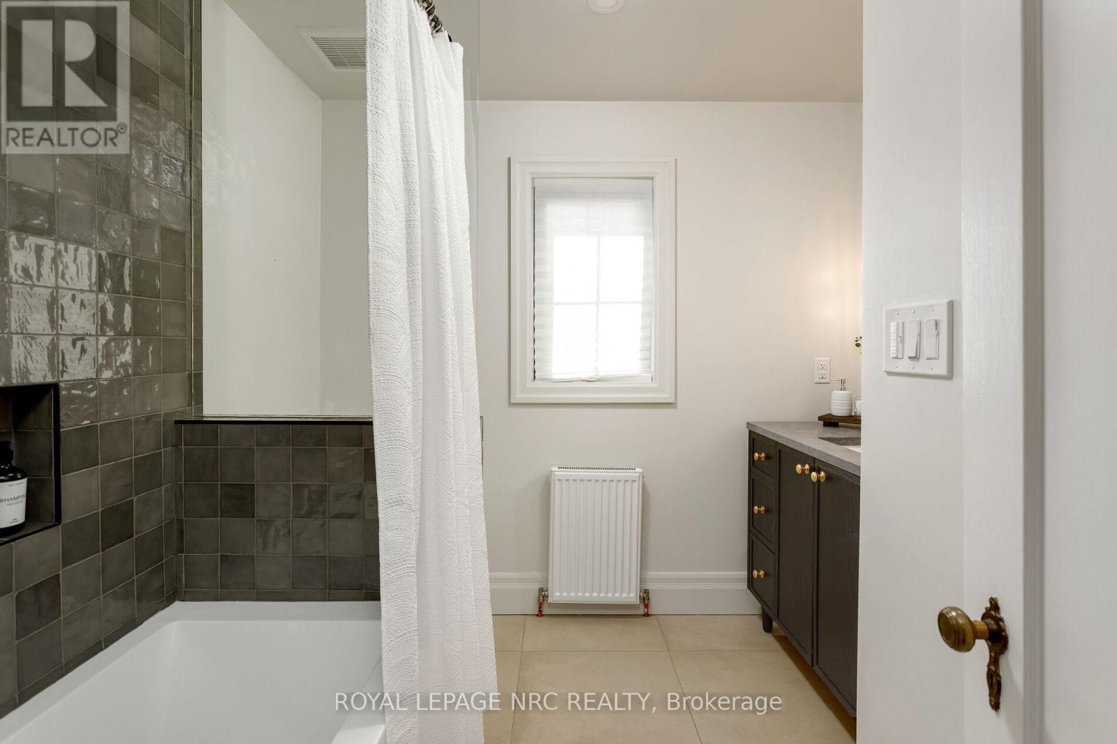 50 Tyrrel Avenue, Toronto (Wychwood), Ontario  M6G 2G2 - Photo 34 - C12407578