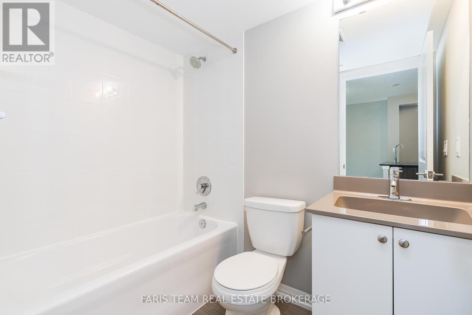 401 - 741 Sheppard Avenue W, Toronto, Ontario  M3H 2S9 - Photo 19 - C12407592