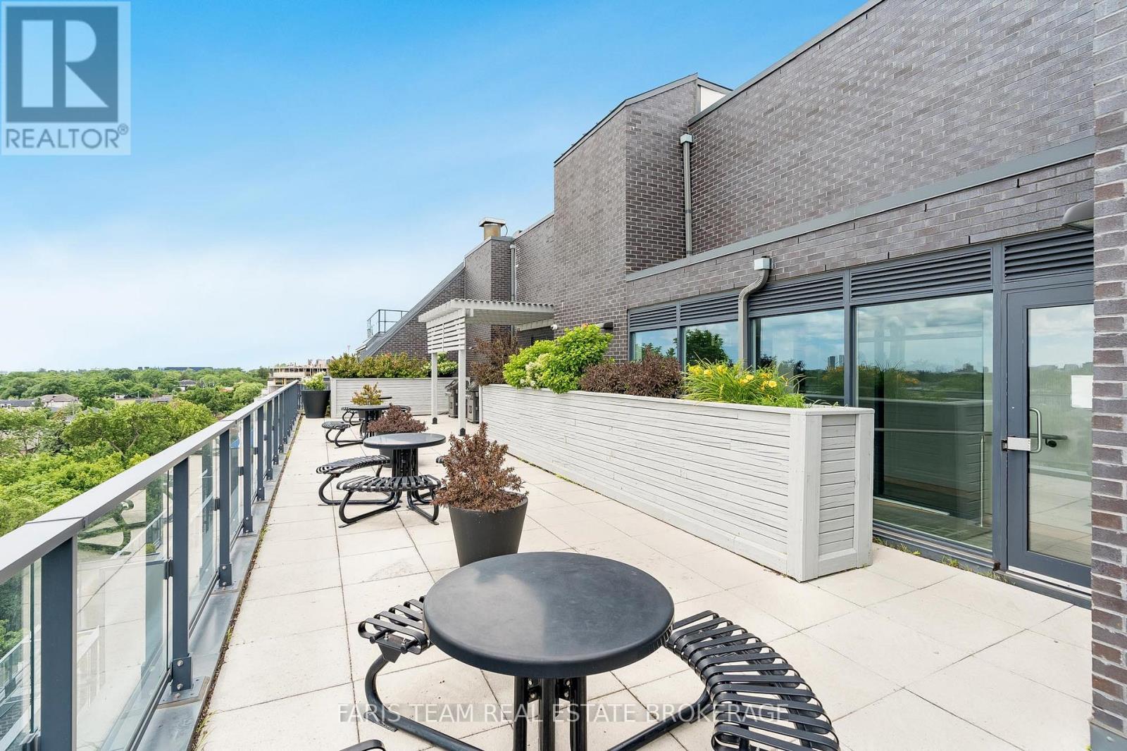 401 - 741 Sheppard Avenue W, Toronto, Ontario  M3H 2S9 - Photo 24 - C12407592