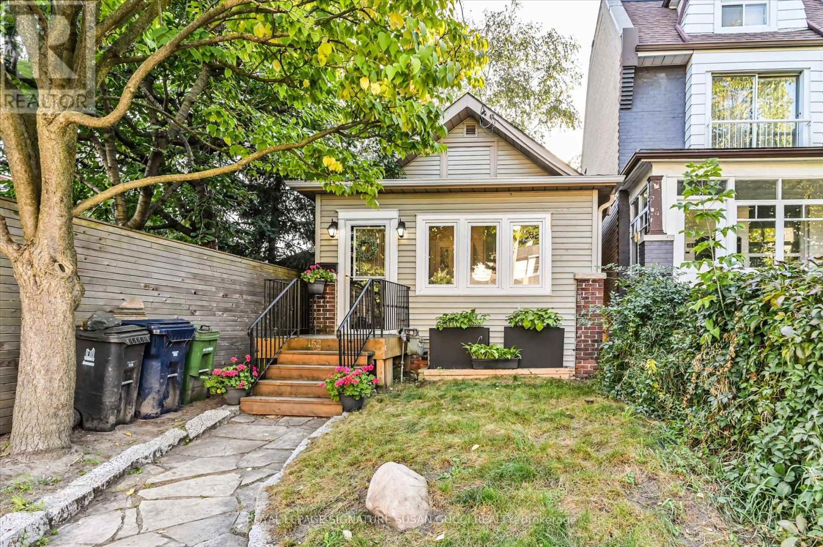 Property at 152 DRAYTON AVENUE image 1